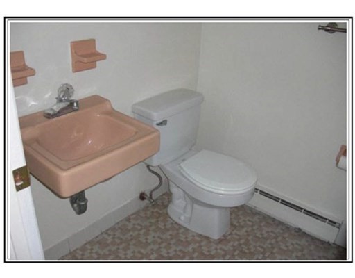 1 bed, 1 bath apartment for rent at 200 Kelton St Unit 1, Brighton — photo 8 of 13