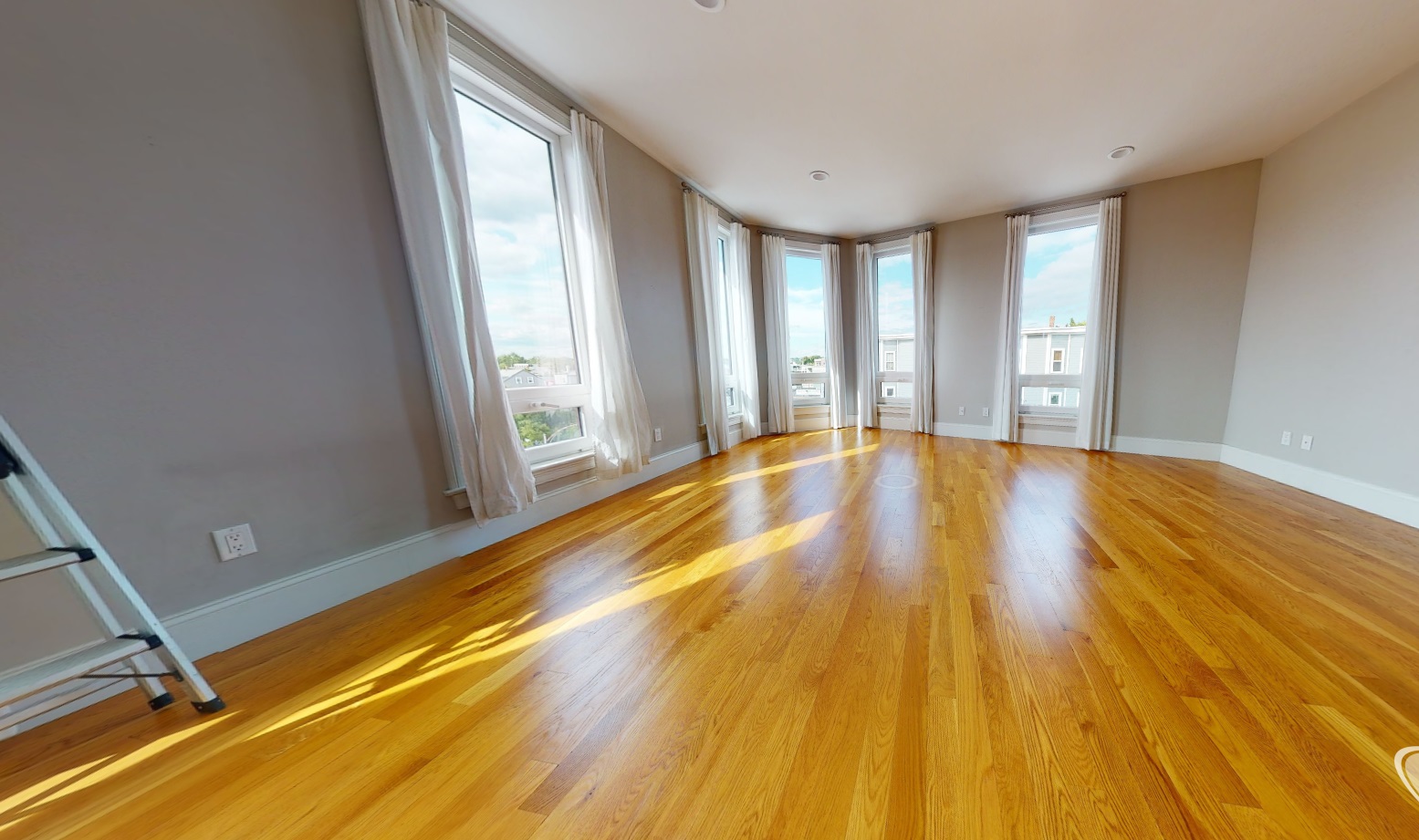 3 bed, 3 bath apartment for rent at 168 Hampshire St Unit -04B, Inman Square — photo 4 of 17