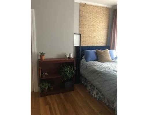 Studio bed, 1 bath apartment for rent at 50 Joy St Unit 1R, Beacon Hill — photo 6 of 8