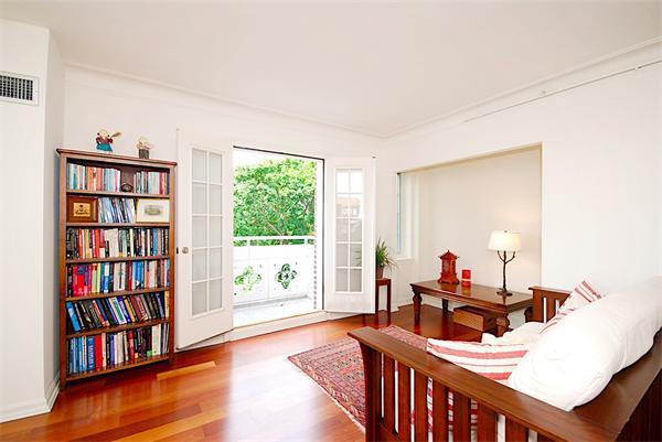 1 bed, 1 bath apartment for rent at 20 Chapel St Unit B1009, Longwood — photo 1 of 9