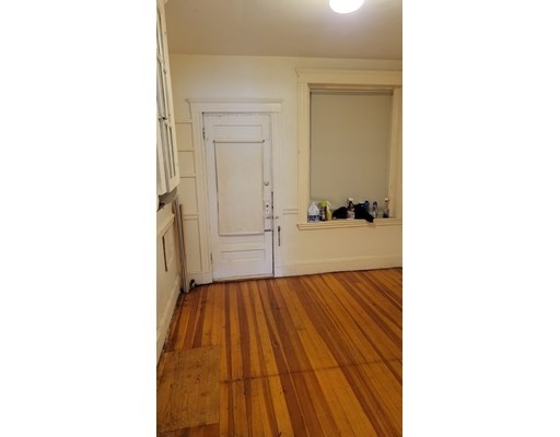 1 bed, 1 bath apartment for rent at 332 Salem St Unit 3, Malden — photo 18 of 20