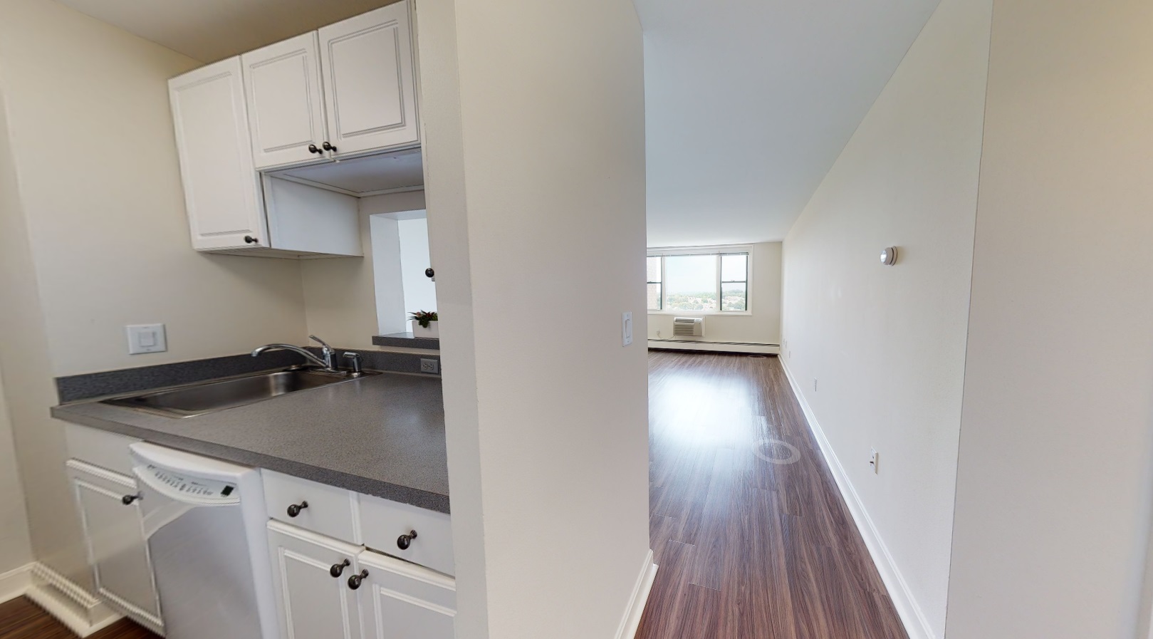 3 bed, 1.5 bath apartment for rent at 700 Huron Ave Unit 19C, Strawberry Hill — photo 6 of 13