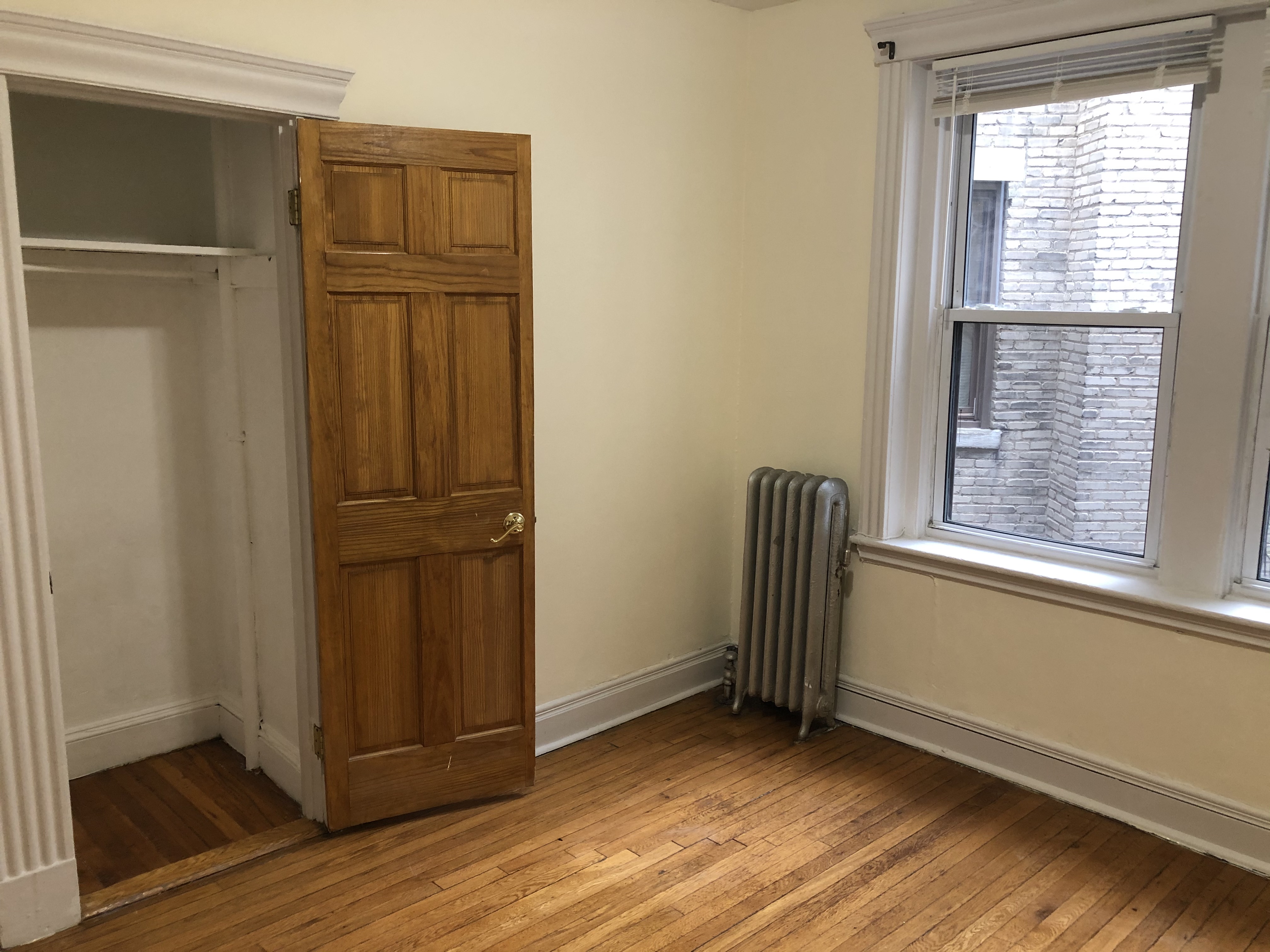 2 bed, 1 bath apartment for rent at 352 Riverway Unit 15, Mission Hill — photo 5 of 6