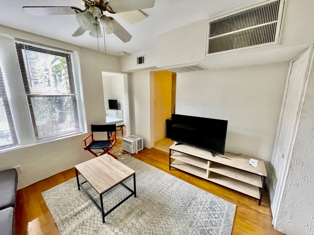 1 bed, 1 bath apartment for rent at 20 Stillman St Unit 1R, North End — photo 2 of 9