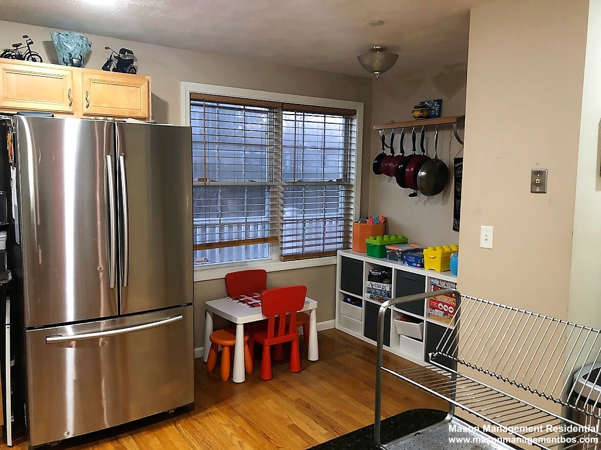 12 Ship Ave, Medford