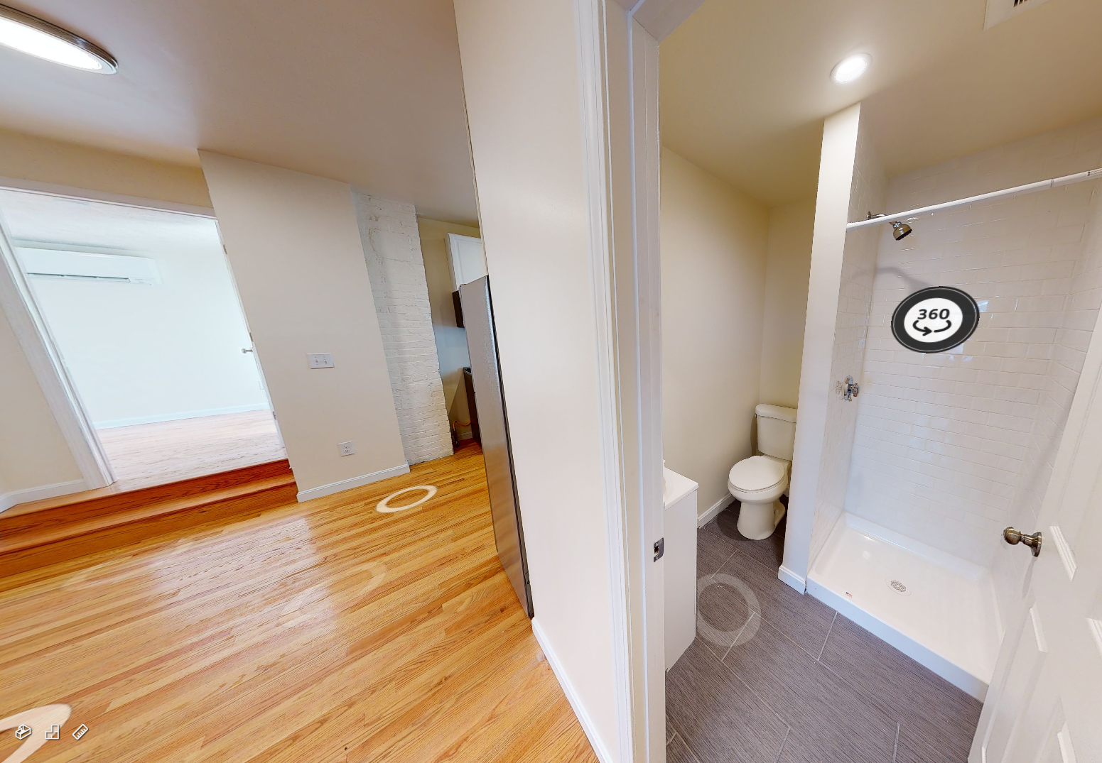 2 bed, 1 bath apartment for rent at 525 East 3rd St Unit 2R, South Boston — photo 2 of 6