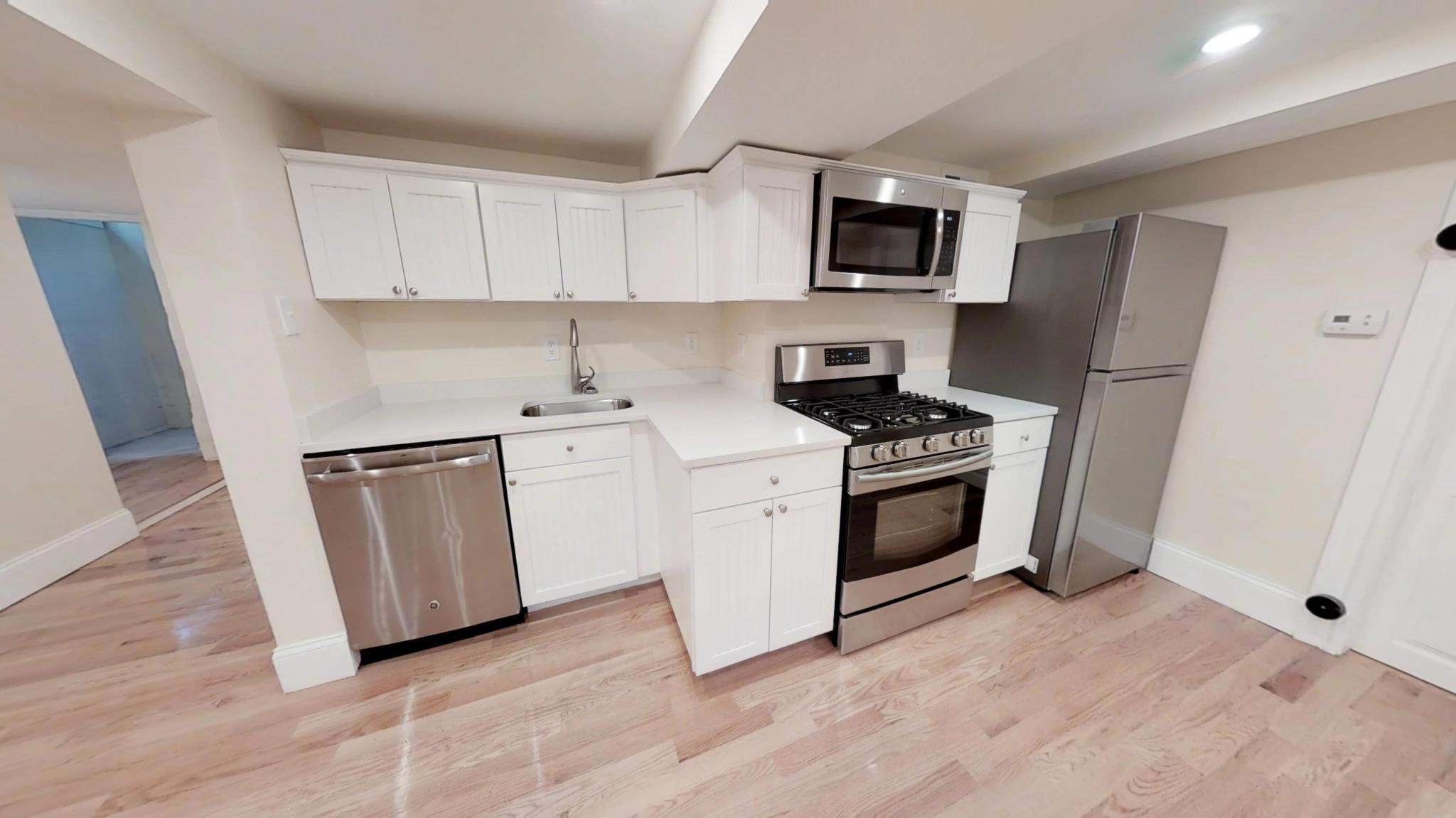 4 bed, 2 bath apartment for rent at 5 Moore Unit 1, Porter Square — photo 2 of 7