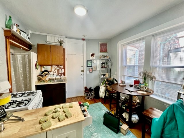 1 bed, 1 bath apartment for rent at 14 Unity Unit 4R, North End — photo 2 of 11