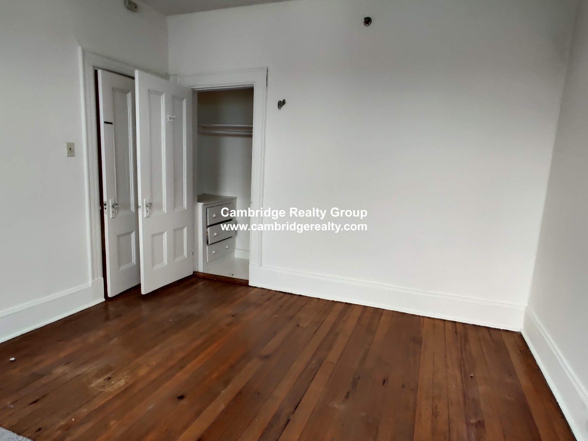 2 bed, 1 bath apartment for rent at 1010 Massachusetts Ave Unit 21, Harvard Square — photo 2 of 10