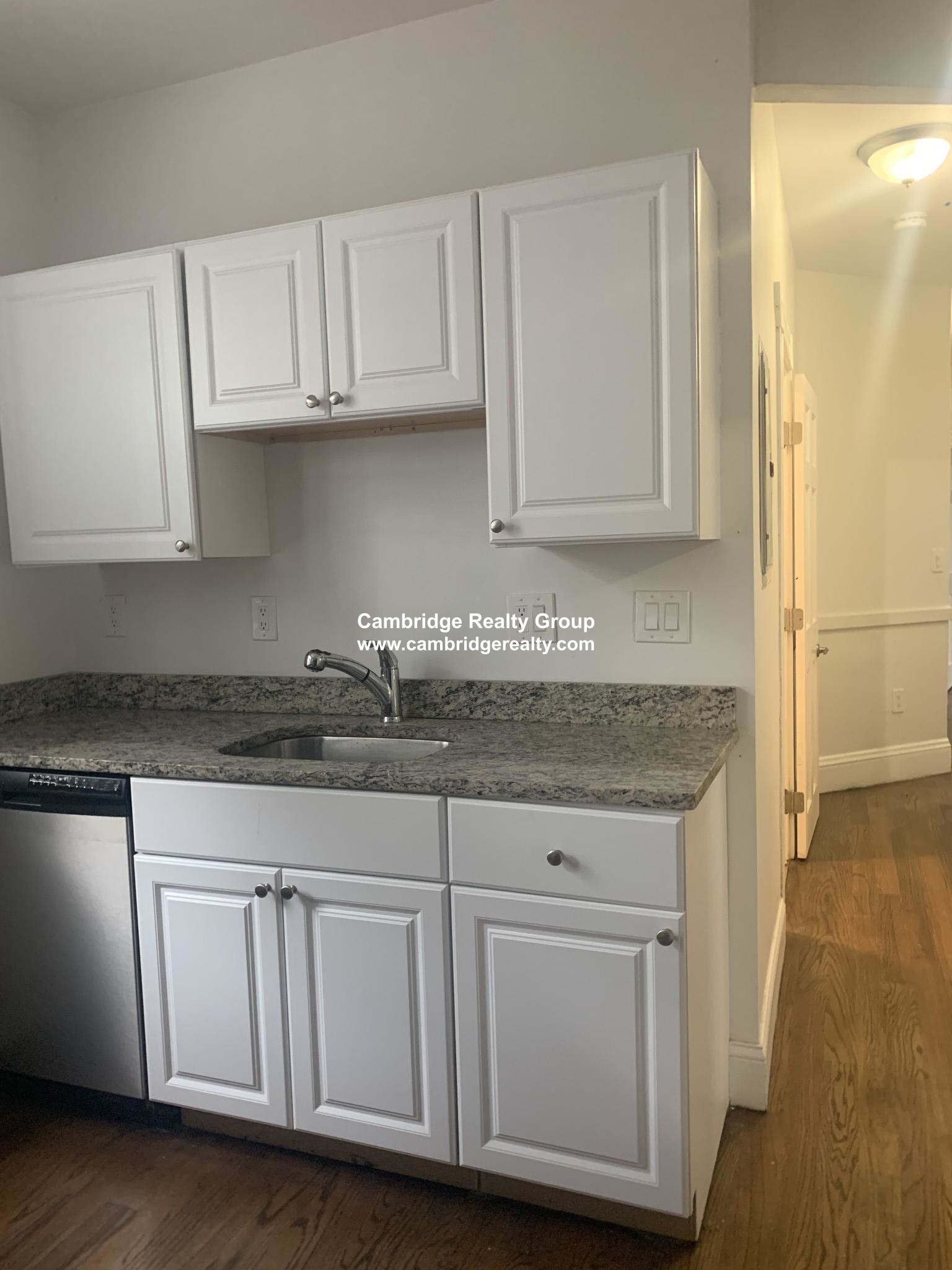 3 bed, 1 bath apartment for rent at 88 Hampshire St Unit 2T, The Port — photo 2 of 14