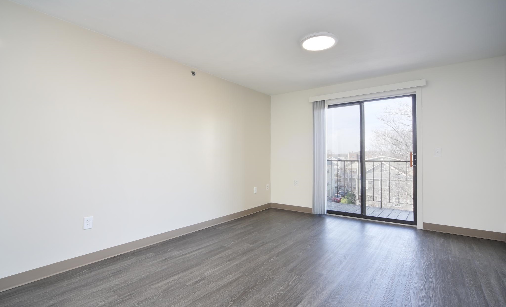 2 bed, 1 bath apartment for rent at 11 Darling St Unit 6, Mission Hill — photo 2 of 7
