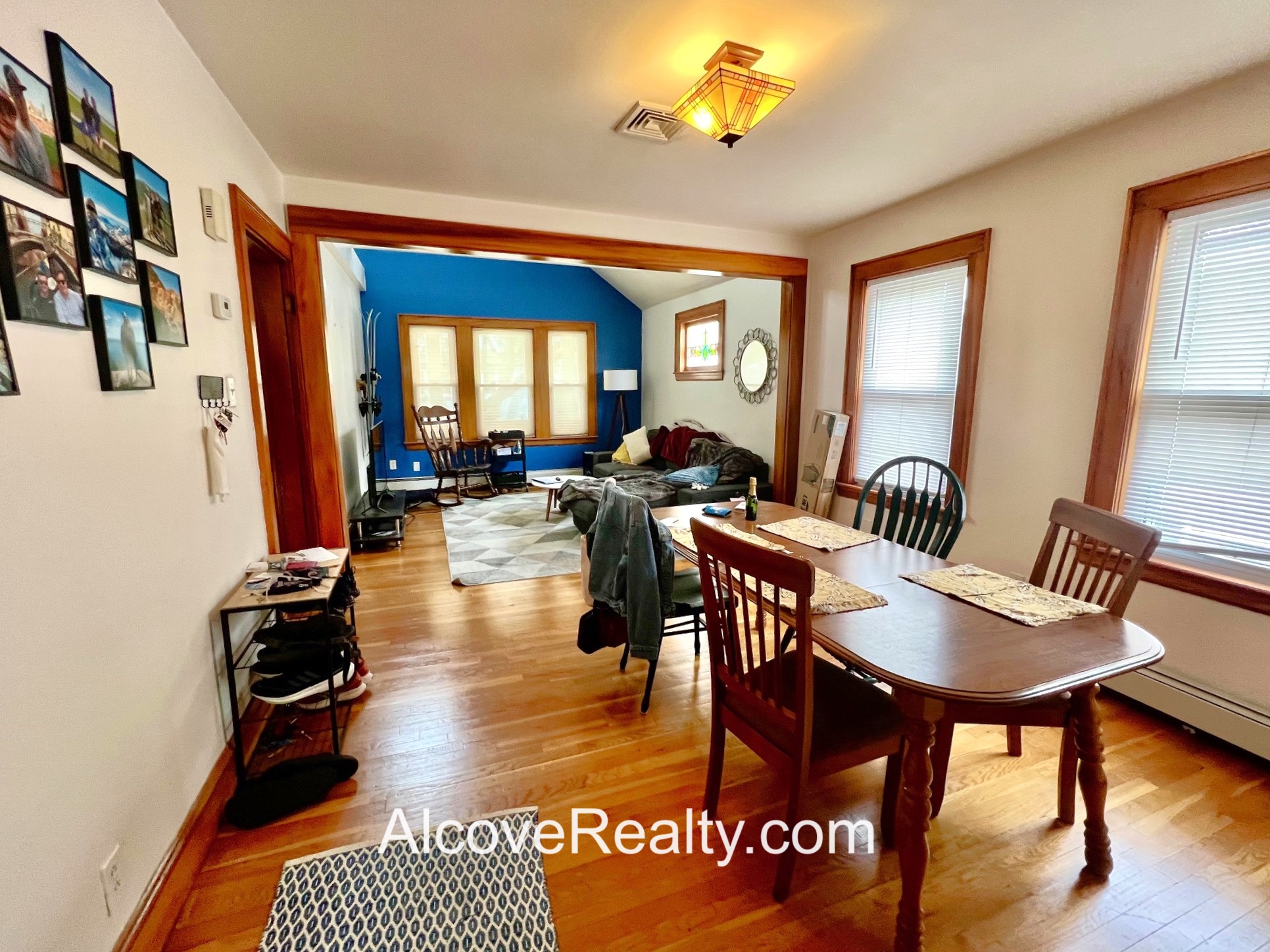 3 bed, 1 bath apartment for rent at 68 Endicott Ave Unit 1, Teele Square — photo 3 of 18