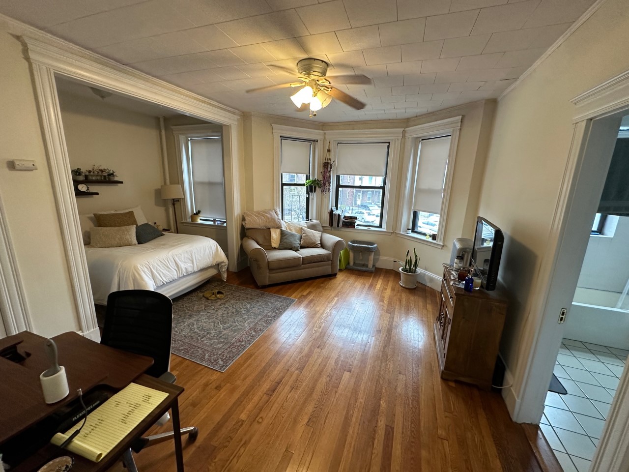 Studio bed, 1 bath apartment for rent at 1127 Commonwealth Ave Unit 30, Allston