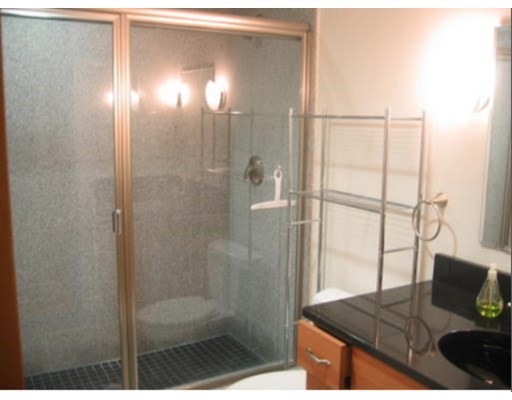 1 bed, 1 bath apartment for rent at 111 Beach St Unit 1D, Leather District — photo 4 of 7