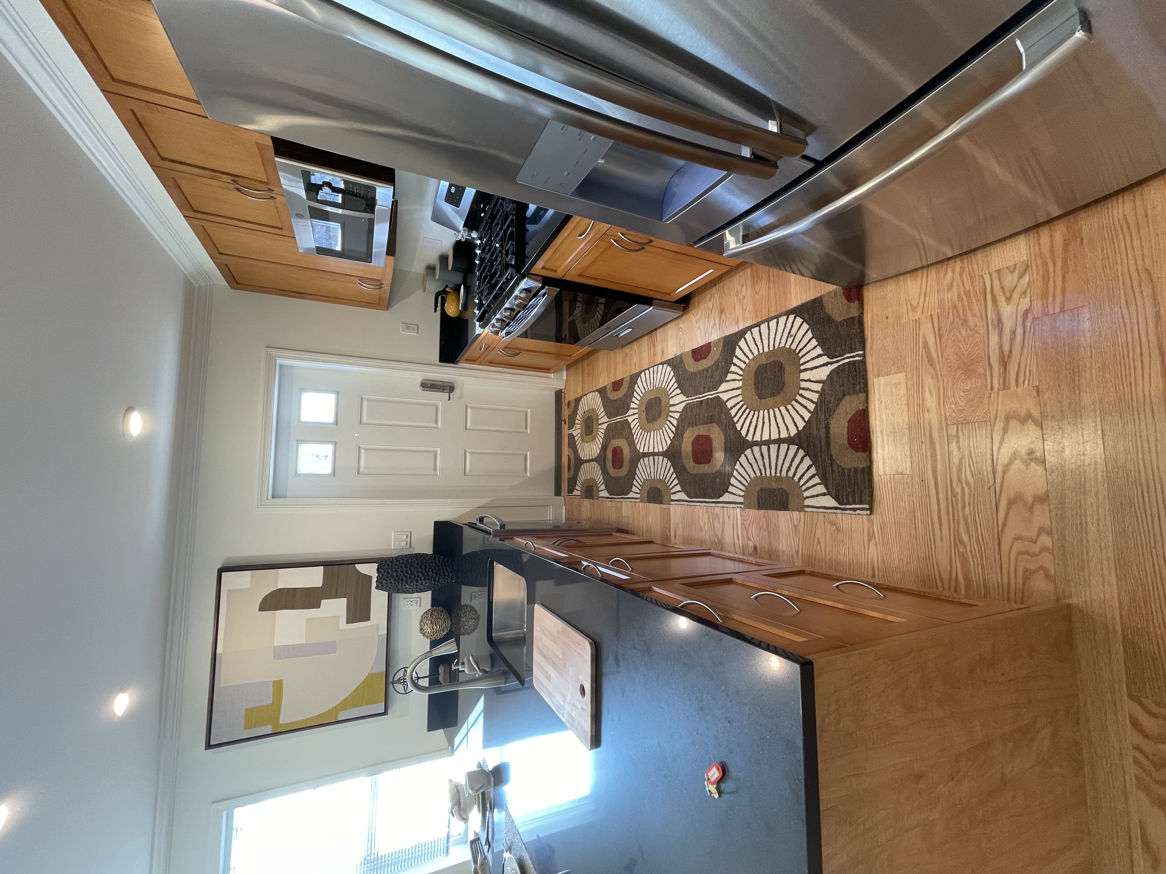 3 bed, 2.5 bath apartment for rent at 10 Thornton Rd Unit ., Chestnut Hill — photo 2 of 34