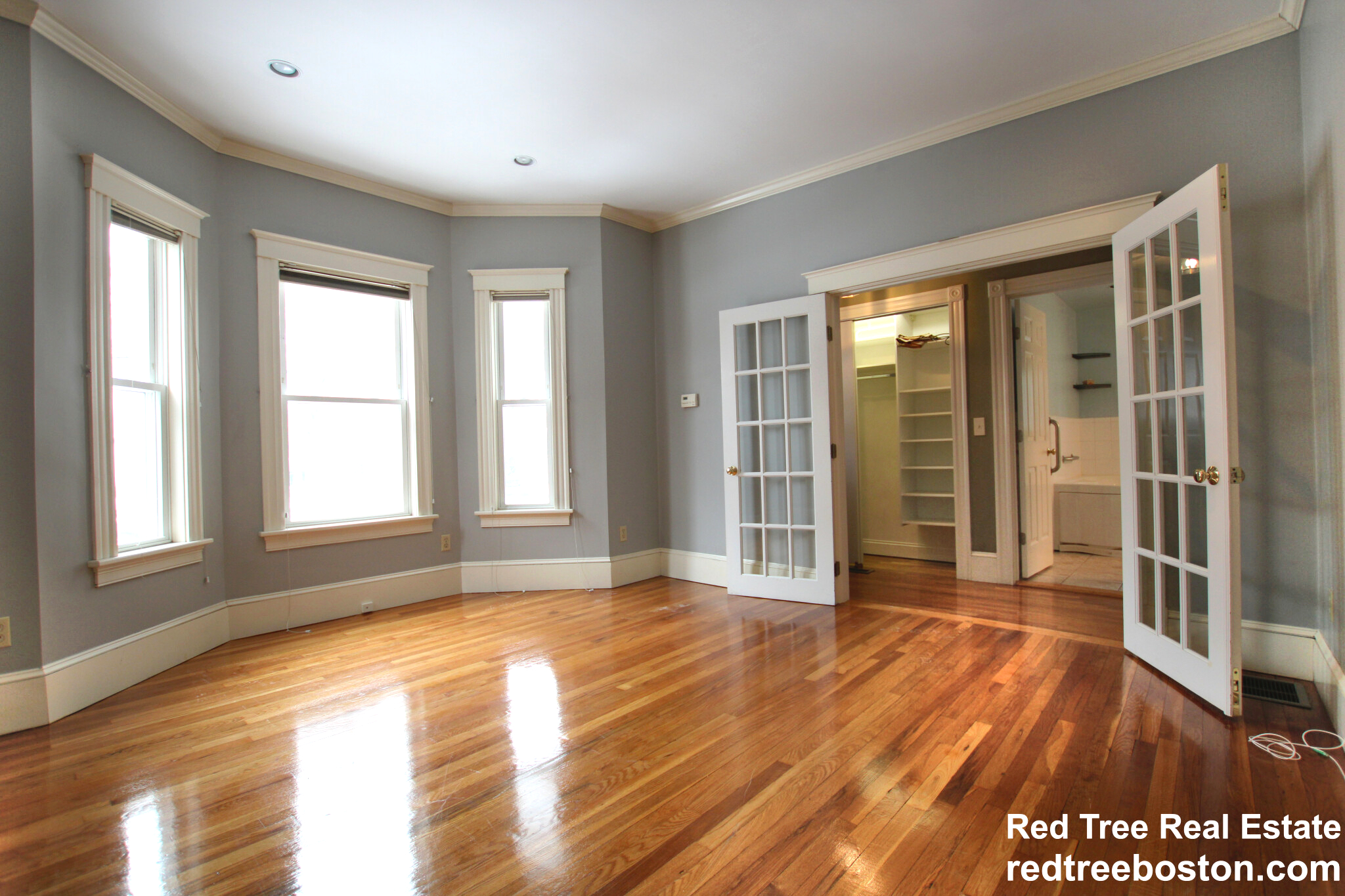 47 Logan Ave, Medford