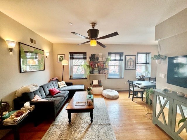 2 bed, 1 bath apartment for rent at 1 Fairfield Pl Unit 3, North End — photo 2 of 19