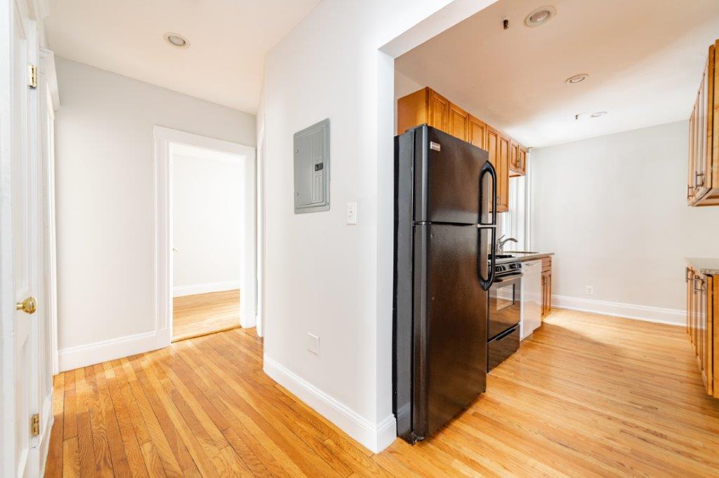 2 bed, 2 bath apartment for rent at 37 Wade St Unit 5, Brighton — photo 1 of 7