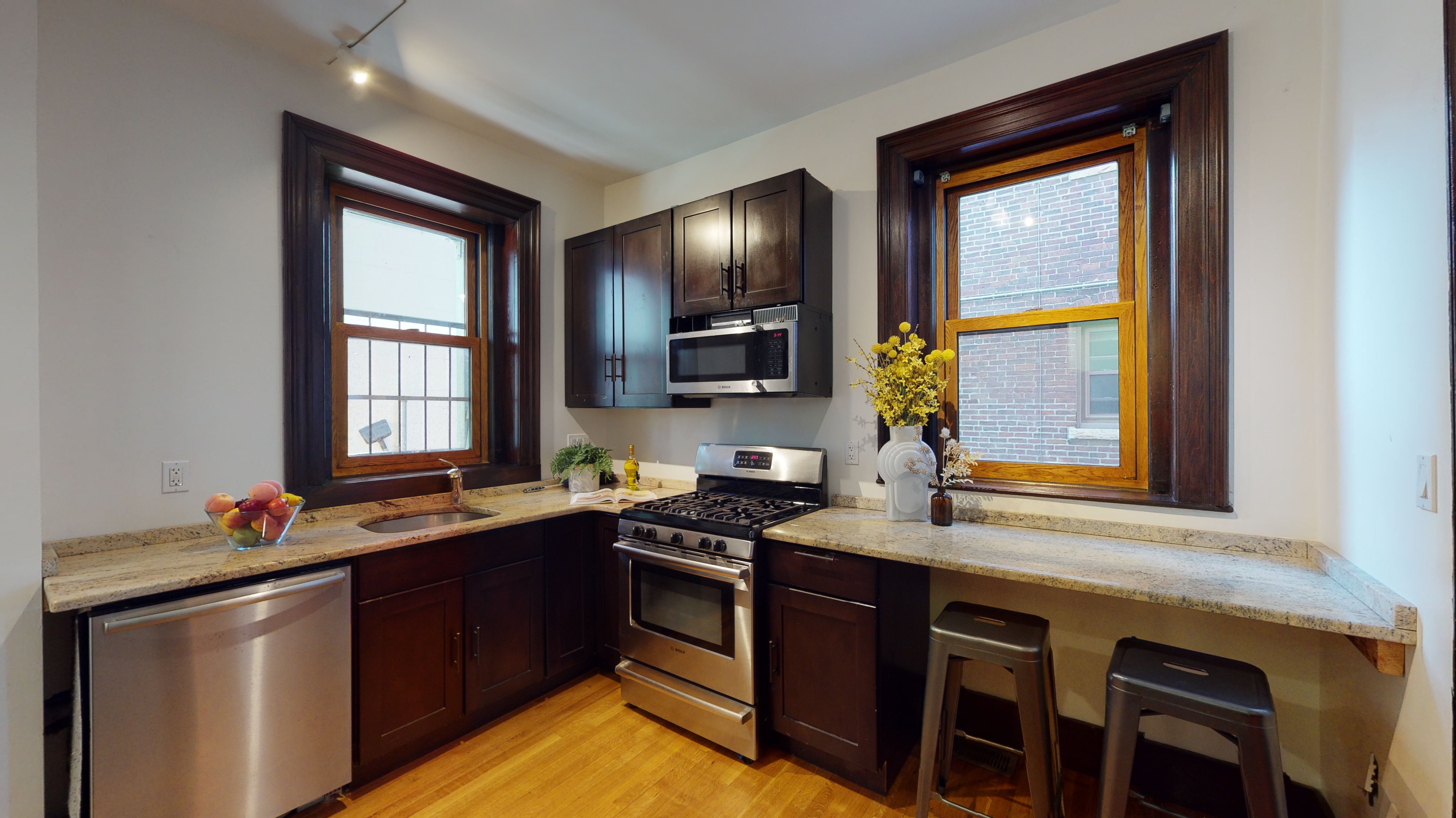 3 bed, 1.5 bath apartment for rent at 8 Davenport St Unit 2, Porter Square — photo 2 of 18