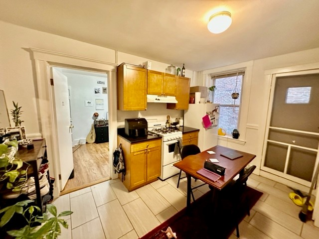2 split bed, 1 bath apartment for rent at 220 Hanover St Unit 3R, North End — photo 2 of 11