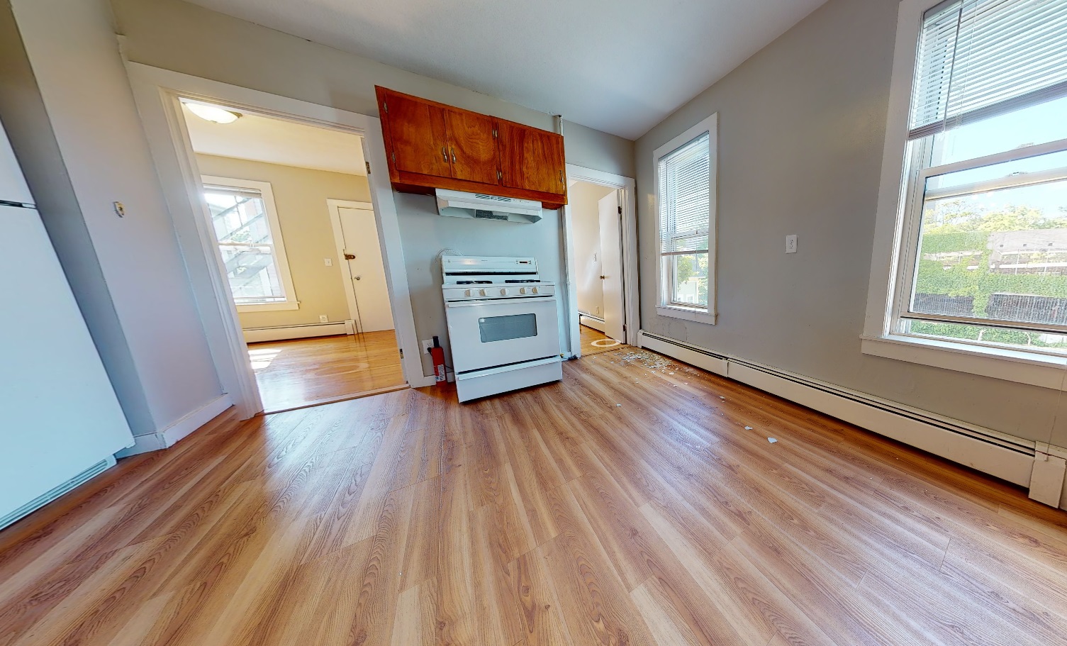 2 bed, 1 bath apartment for rent at 25 Elmer St Unit 2T, Riverside — photo 2 of 8