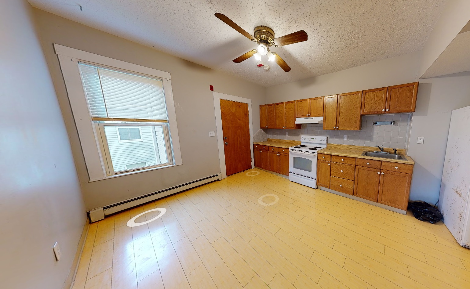 2 bed, 1 bath apartment for rent at 25 Portsmouth St Unit 2T, Wellington-Harrington — photo 2 of 10