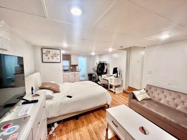 Studio bed, 1 bath apartment for rent at 109 Prince St Unit 1, North End — photo 2 of 7