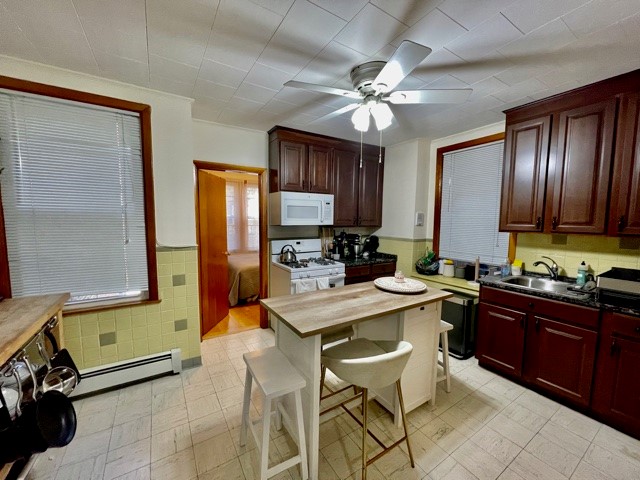 1.5 bed, 1 bath apartment for rent at 1 Unity Unit 2, North End — photo 2 of 19