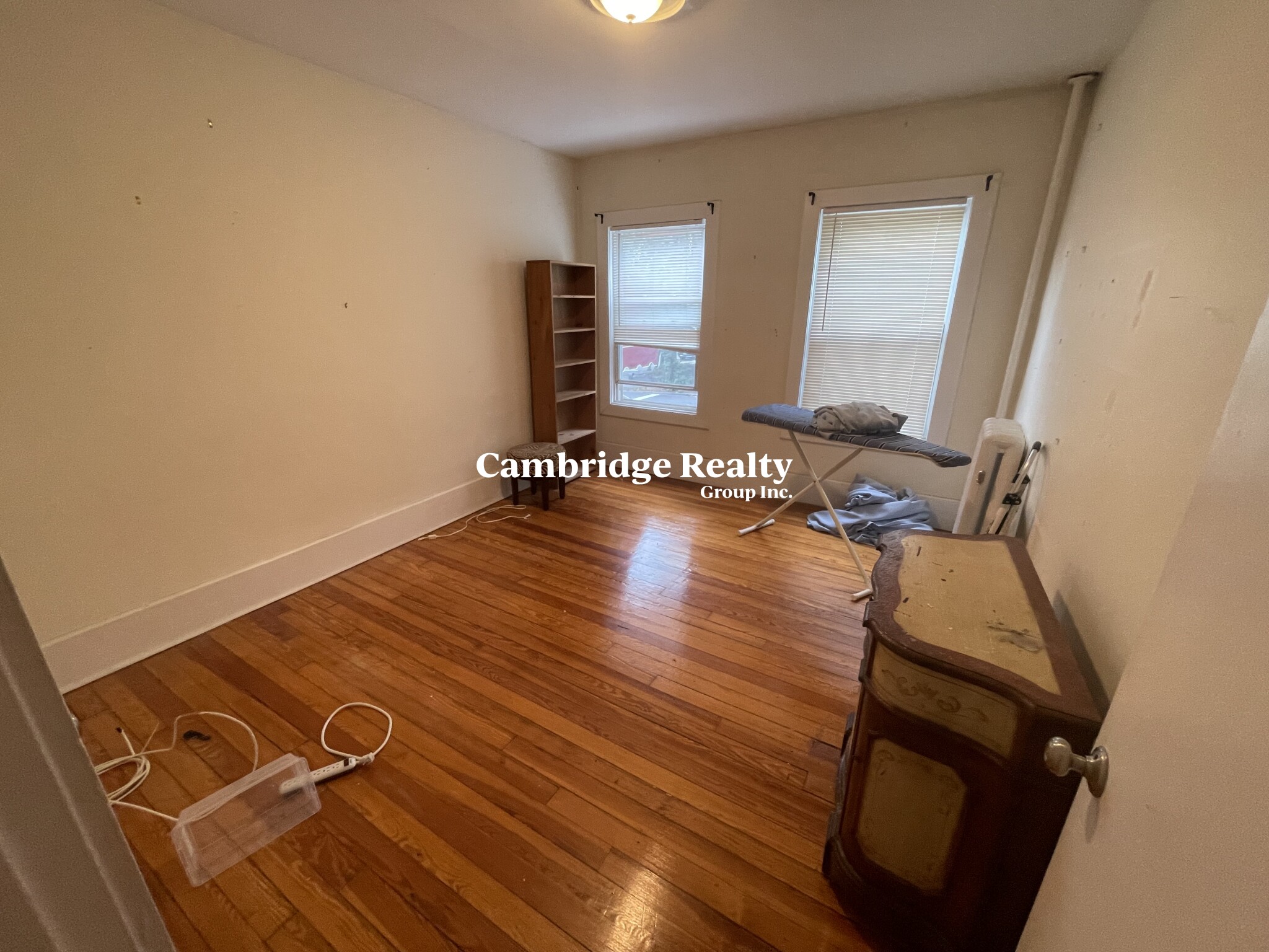 2 bed, 1 bath apartment for rent at 132 Oxford St Unit 2, Porter Square — photo 4 of 10