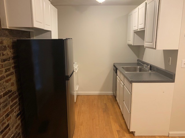 Studio bed, 1 bath apartment for rent at 40 Clark St Unit B, North End — photo 3 of 12