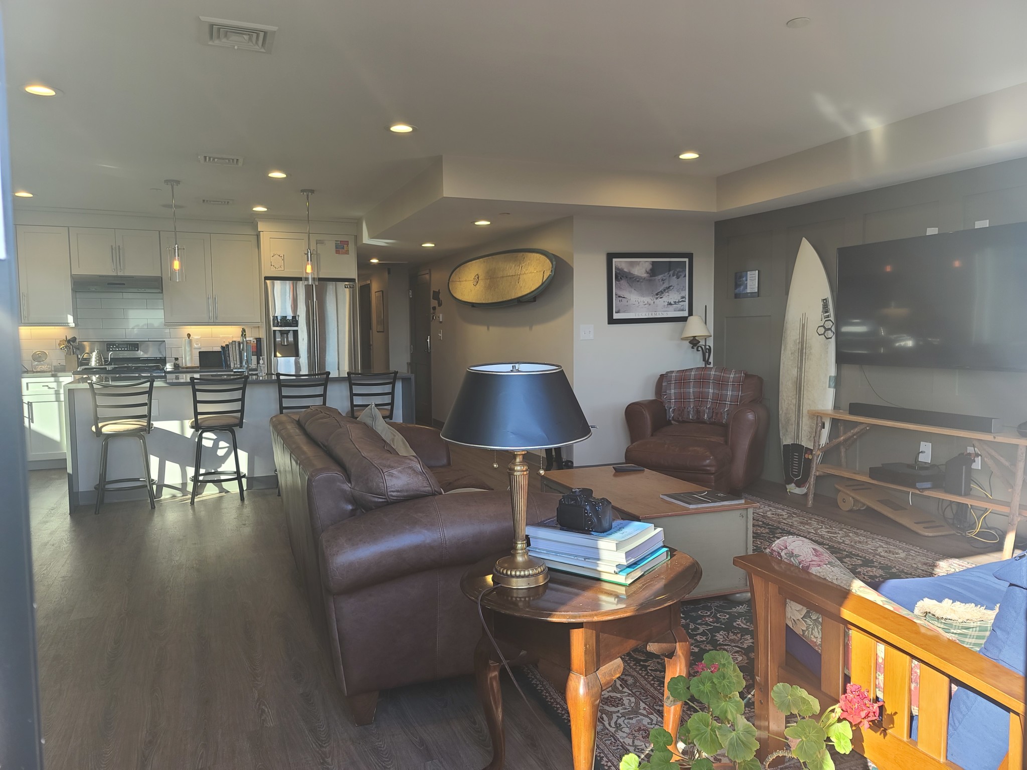 3 bed, 2 bath apartment for rent at 246 West Broadway Unit 3, South Boston — photo 6 of 27