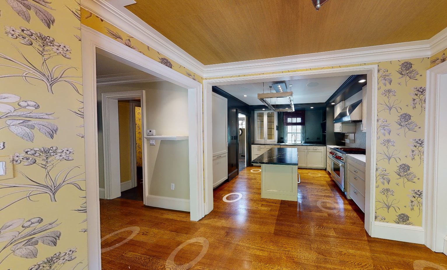 3 bed, 3 bath apartment for rent at 9 Foster Pl Unit T, West Cambridge — photo 2 of 14