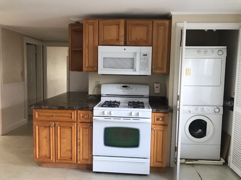 1 bed, 1 bath apartment for rent at 39 Dunlap St Unit 3, Salem — photo 2 of 10