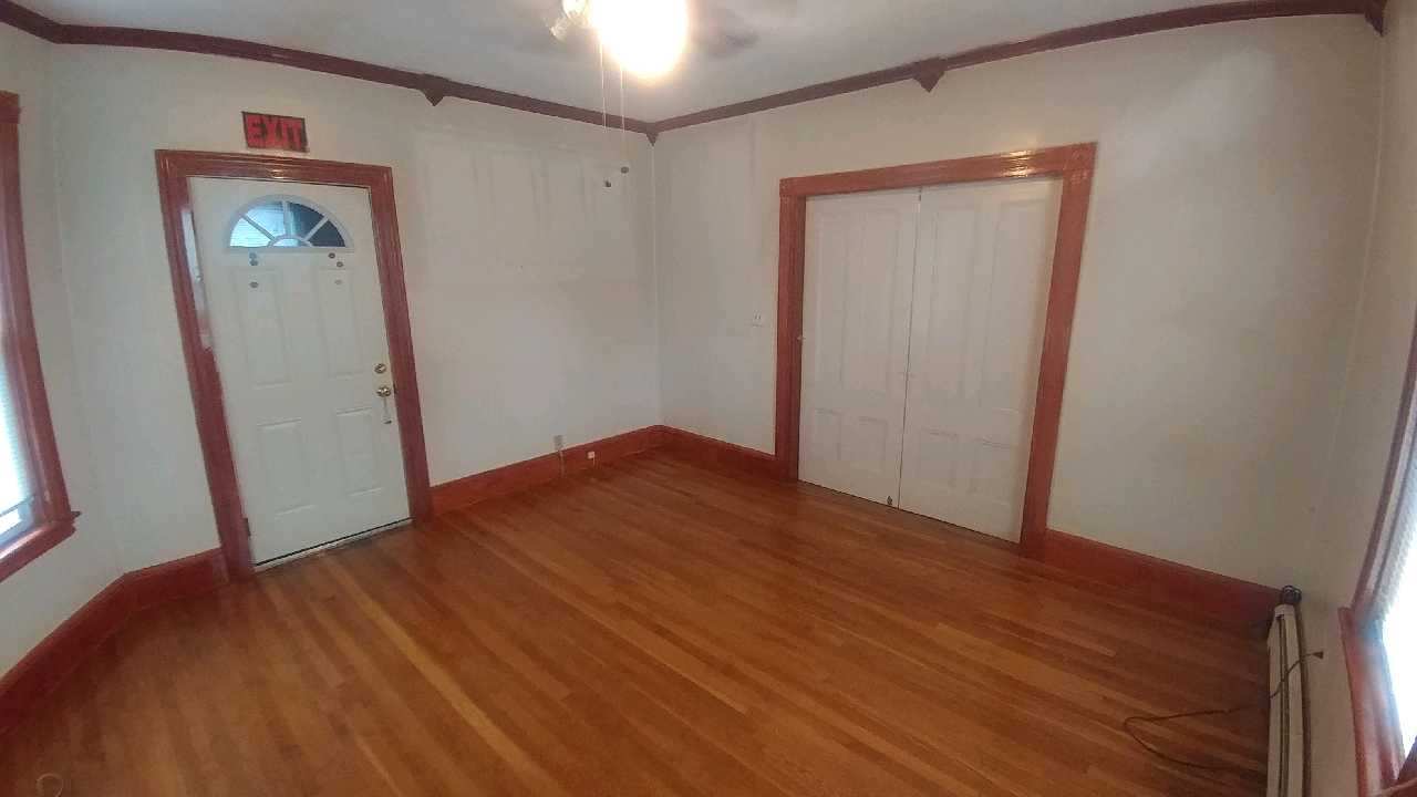 1 bed, 1 bath apartment for rent at 8 Price St Unit Room 1, Quincy — photo 2 of 6