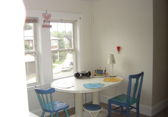 2 bed, 1 bath apartment for rent at 17 Harriet St Unit 1, Brighton — photo 2 of 5