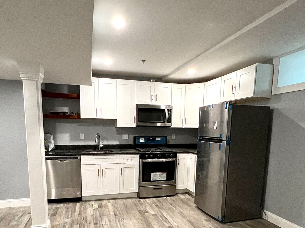 2 bed, 1 bath apartment for rent at 303 Beacon Unit B, Porter Square — photo 4 of 10