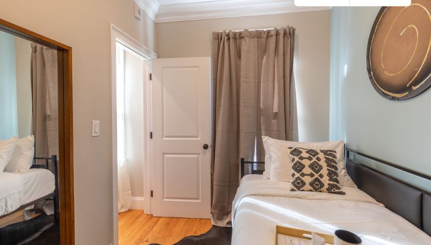 Studio bed, 1 bath apartment for rent at 33 North Margin St Unit 3C, North End — photo 2 of 8