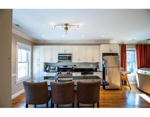 3 bed, 1.5 bath apartment for rent at 163 H St Unit 2, South Boston — photo 1 of 28