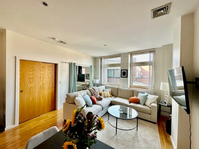 1 bed, 1 bath apartment for rent at 300 Commercial St Unit 601, North End — photo 2 of 25