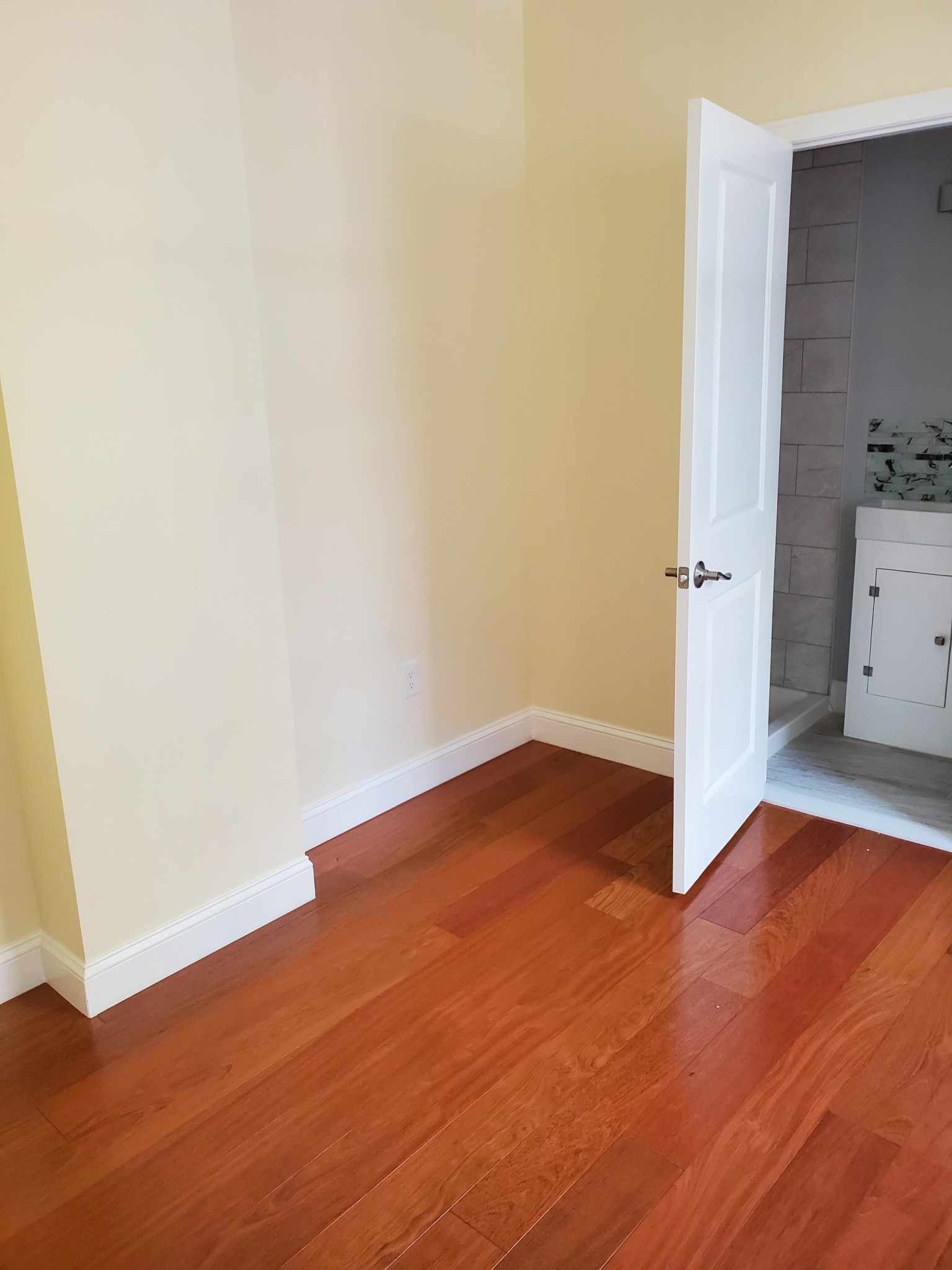 1 bed, 1.5 bath apartment for rent at 91 Hancock St Unit 2, Mid Cambridge — photo 2 of 8