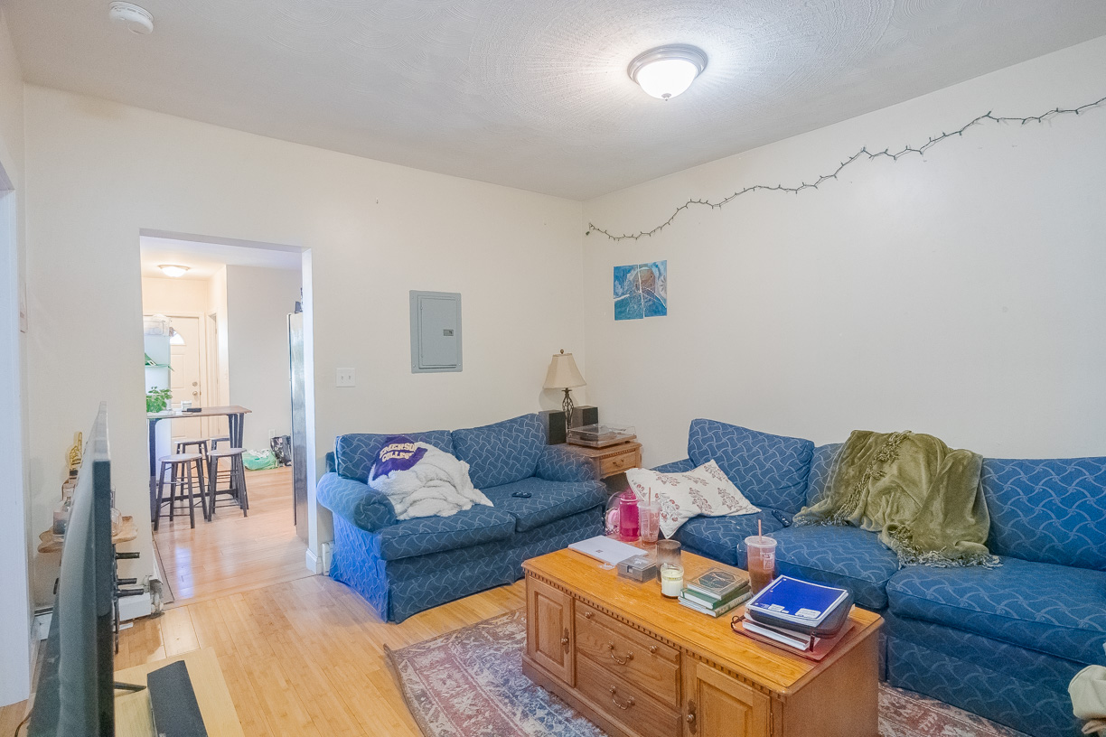 3 bed, 1 bath apartment for rent at 15 Havre St Unit 2, East Boston — photo 2 of 6