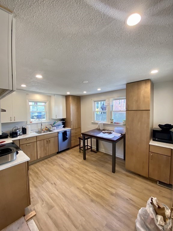 79 Cushing St, South Side