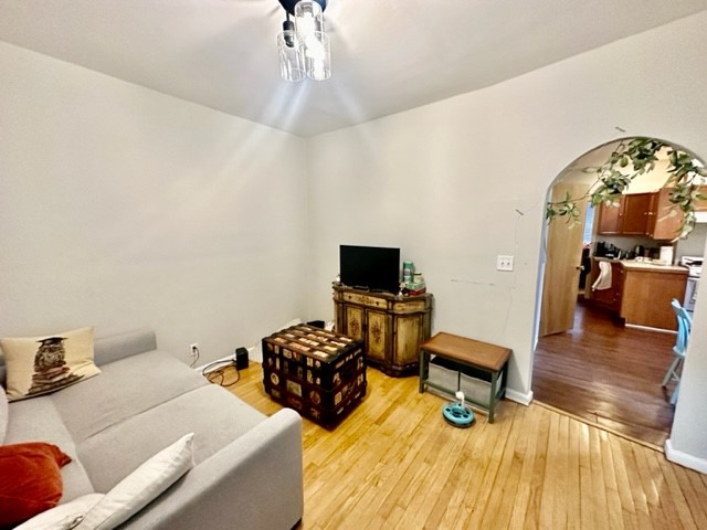 2 bed, 1 bath apartment for rent at 70 Joy Unit 2F, North End — photo 2 of 12