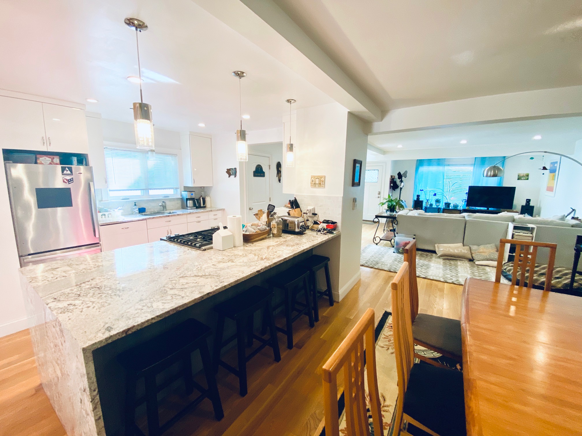 4 bed, 2.5 bath apartment for rent at 93 Easton St Unit 1, Allston — photo 12 of 12