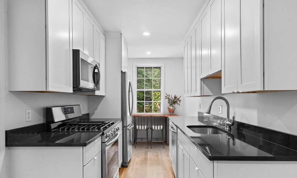 50 Follen St, Neighborhood Nine