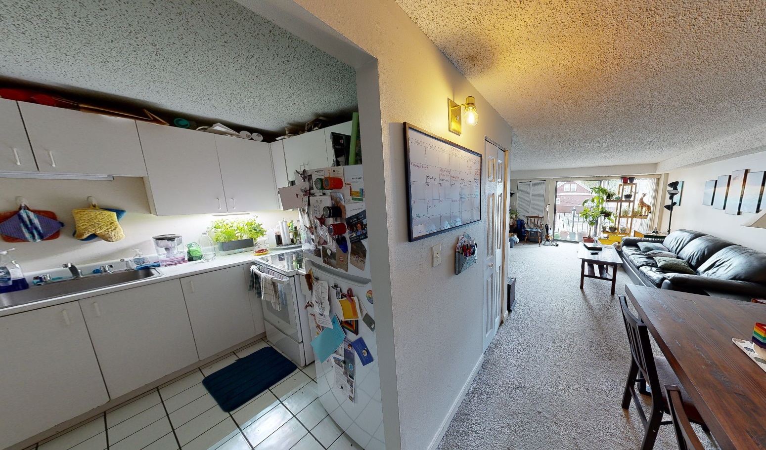 2 bed, 1.5 bath apartment for rent at 16 Elmer St Unit 302T, Riverside — photo 2 of 11