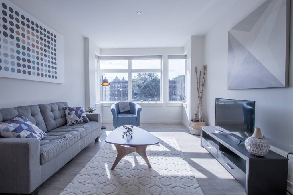 1.5 bed, 1 bath apartment for rent at 900 Beacon St Unit 302, Fenway — photo 5 of 17