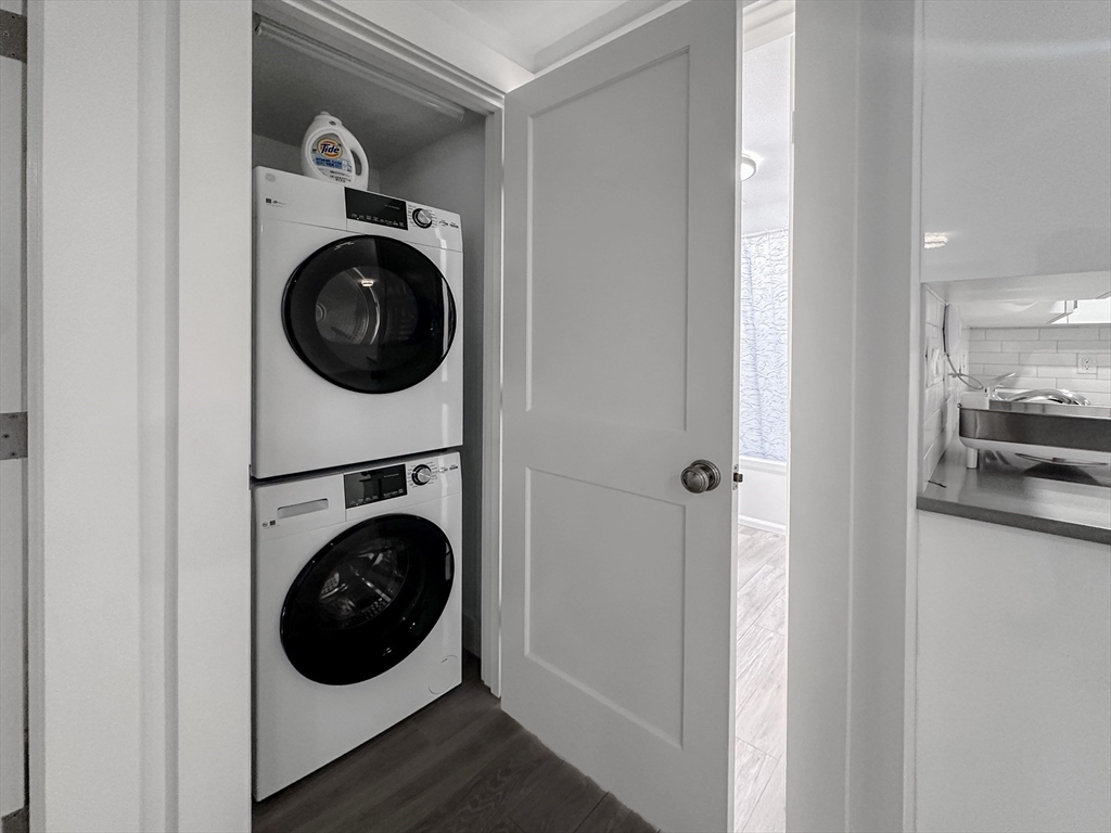 20 Athens St, Riverside