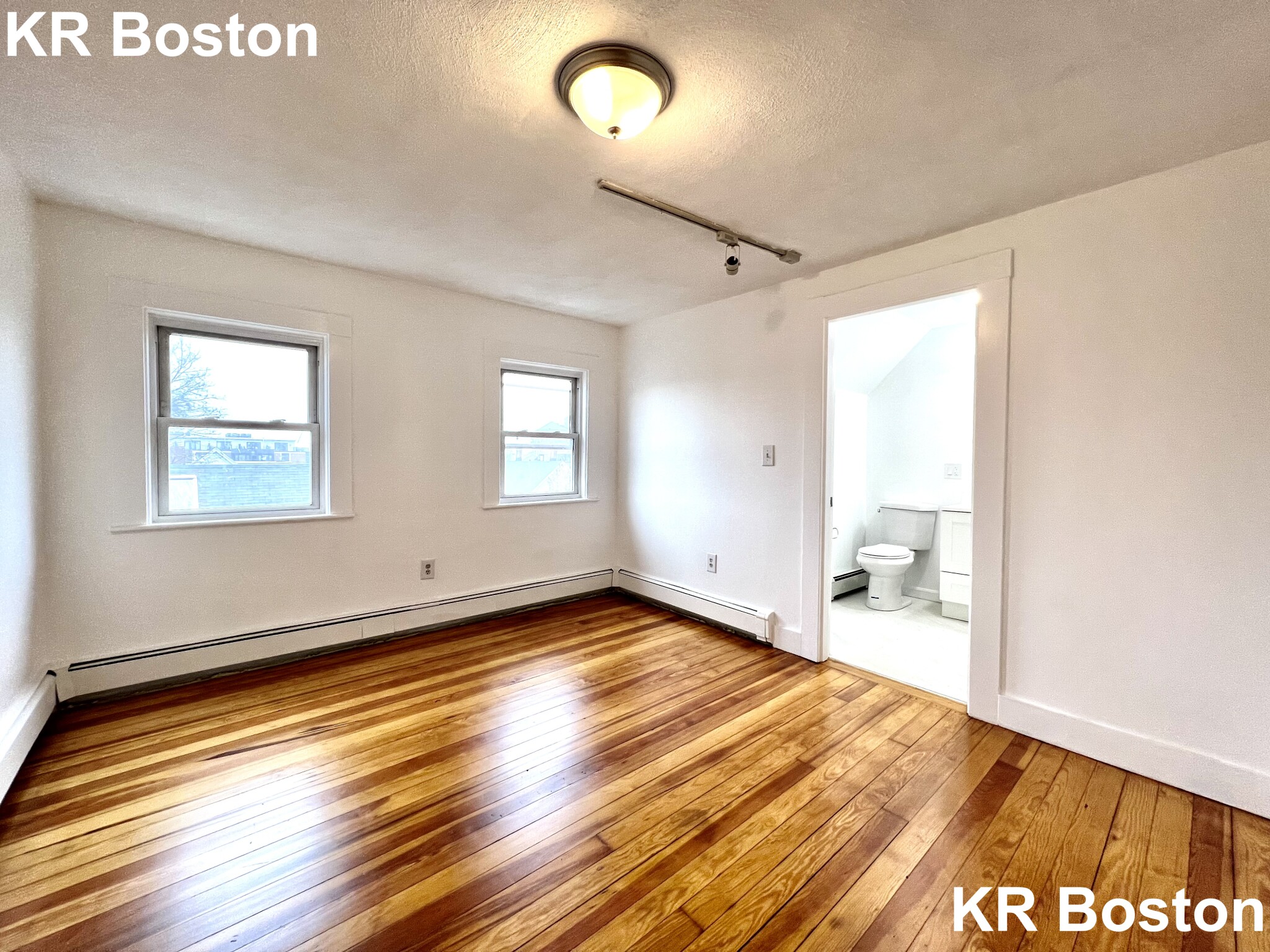 3 bed, 3 bath apartment for rent at 20 Imrie Rd Unit 3, Allston — photo 1 of 3