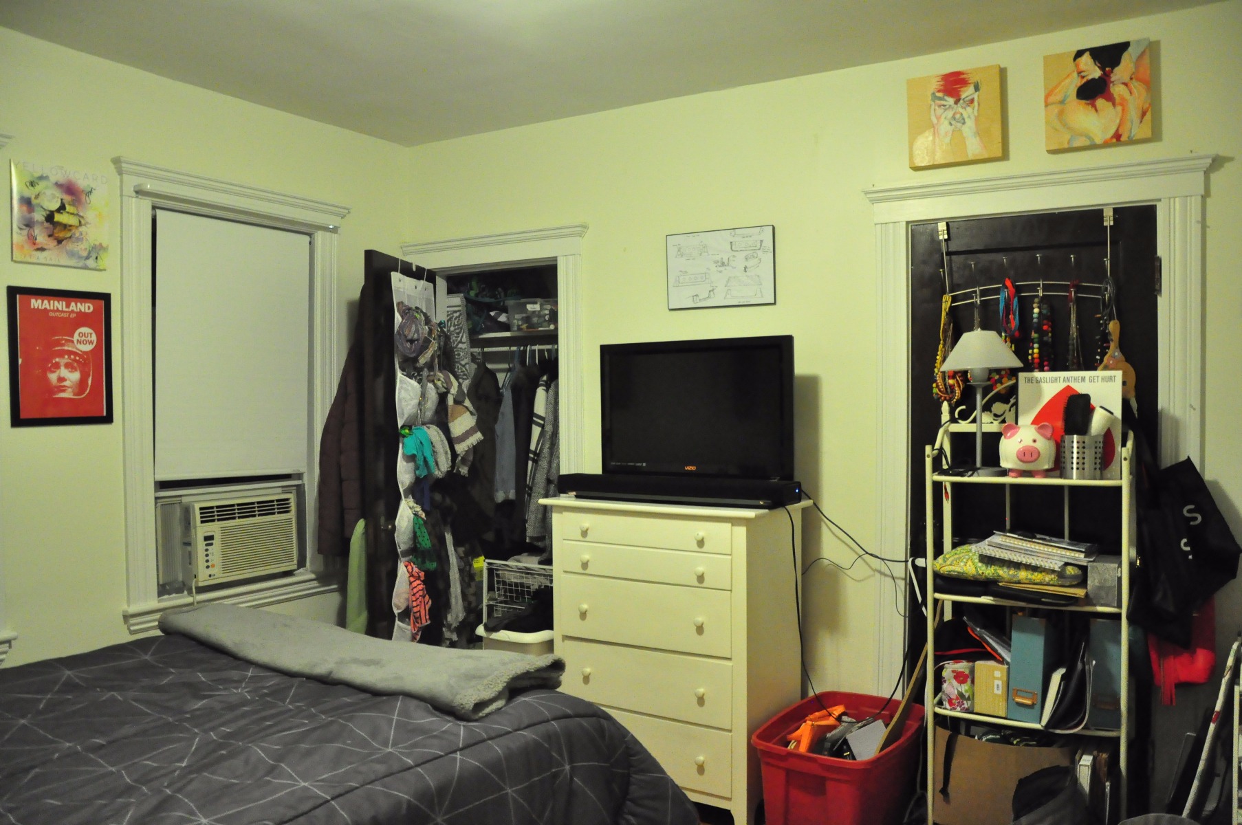 2 bed, 1 bath apartment for rent at 20 Saint Peter St Unit 2, Jamaica Plain — photo 4 of 11